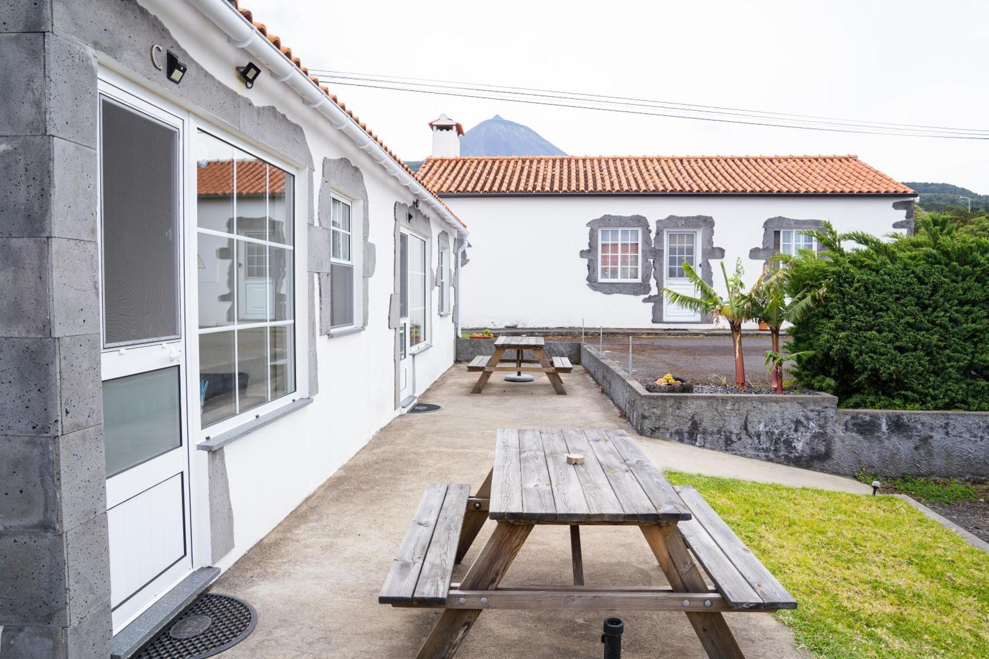 Апартаменты Casas Do Navalhao Сан-Роки-ду-Пику Экстерьер фото